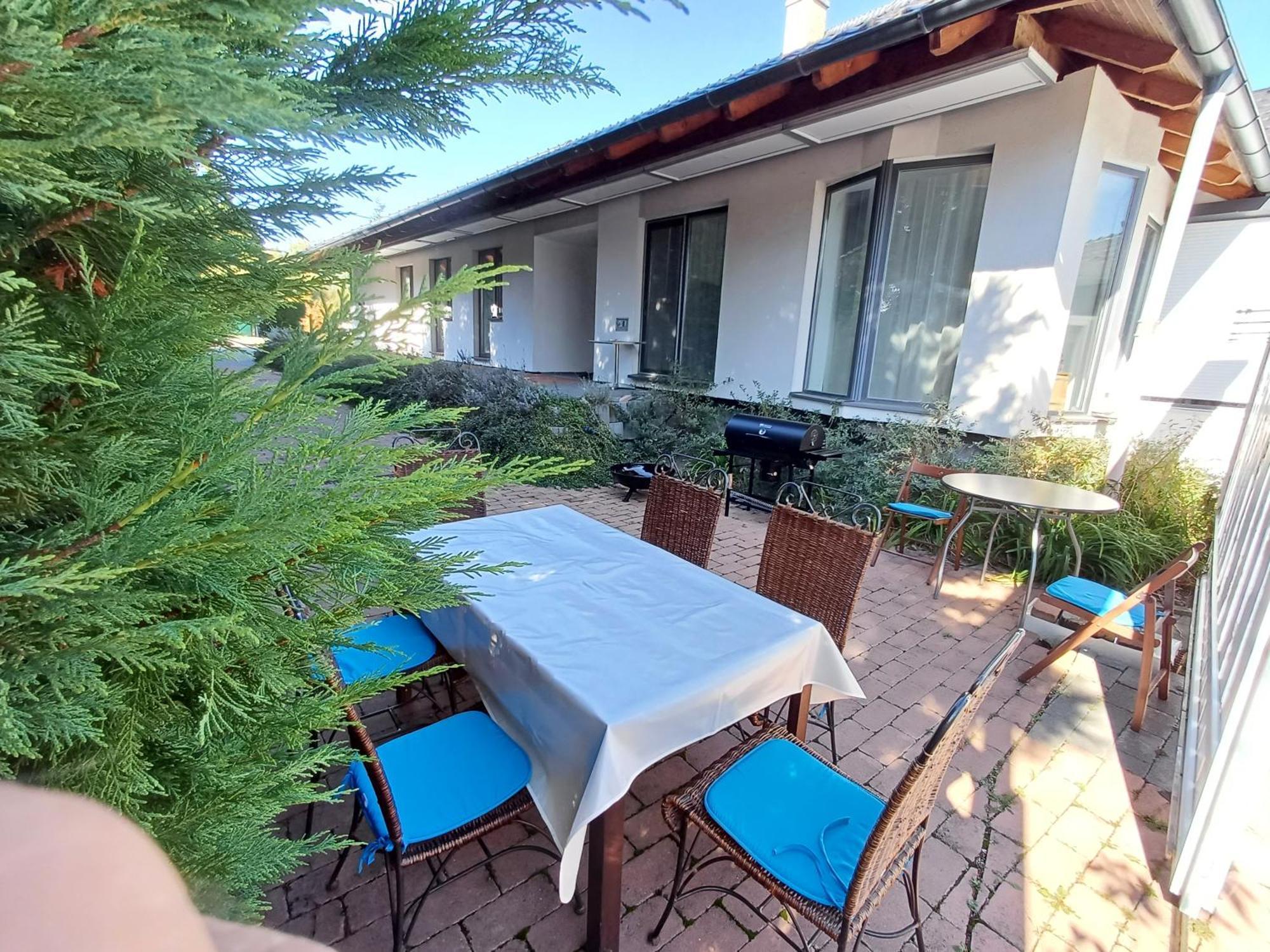 Vámosszabadi Villa Vamus Vendeg- Es Rendezvenyhaz מראה חיצוני תמונה
